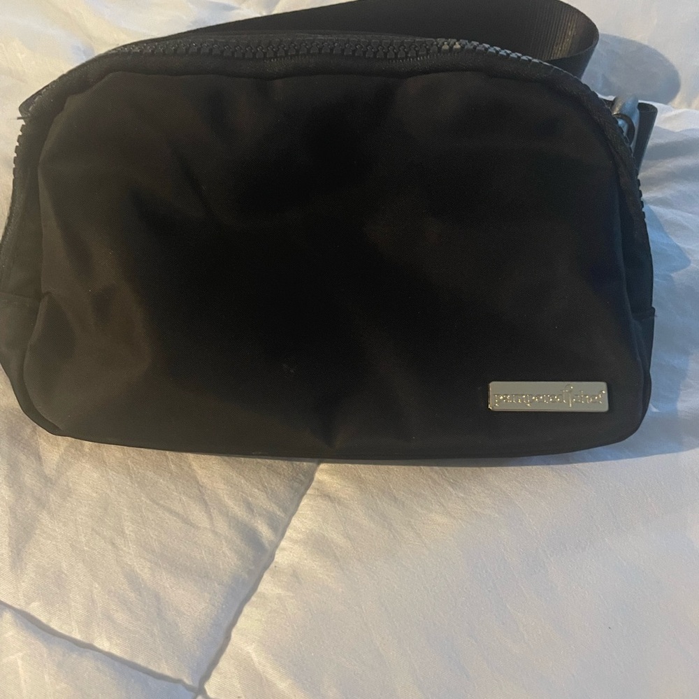 Black Pampered Chef Crossbody Bag